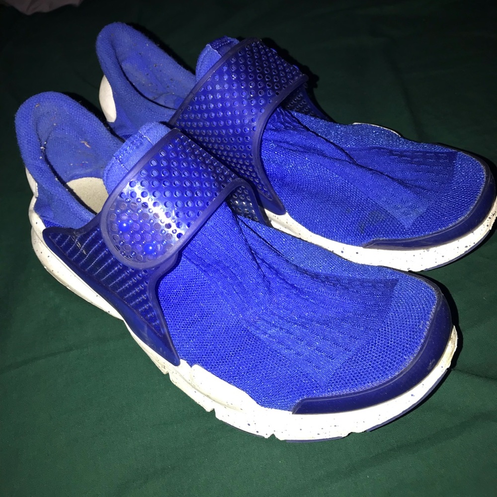 Nike men’s Sock Dart